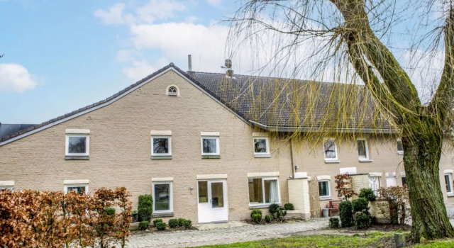 Bungalowpark Landsrade 10293, Забронировать Отель Отели Heuvelland с парковкой, Парковка