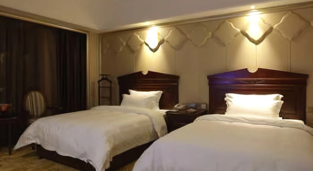Jinlaiya International Hotel, Boek Hotel Hotels in Wujiashan met parkeren, Parkeren