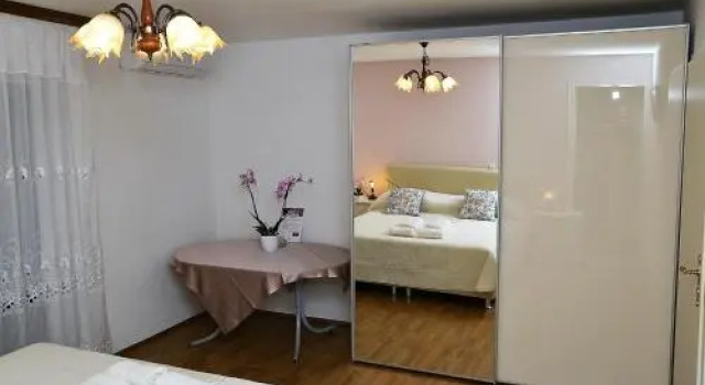 Apartments Anamarija, Rezerwuj Apartament Hotele w Split-Dalmatia County z parkingiem, Parking