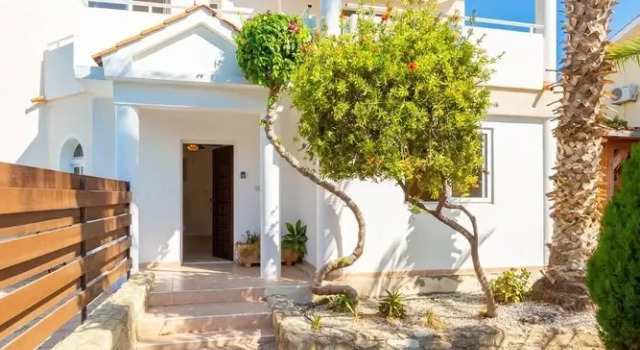 Villa Coral Aura Large Private Pool Walk to Beach A C Wifi Car Not Required Eco-friendly - 3419