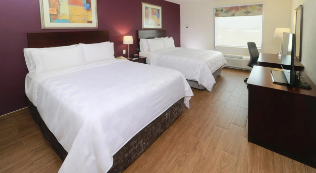 Четырёхместный номер Standard Holiday Inn Reynosa Industrial Poniente by IHG