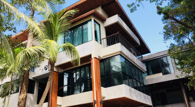 J4 Hotel Samui