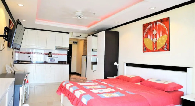 Sea Views at Jomtien Beach, Забронировать Апартаменты/квартира Джомтьен-Бич Паттайя
