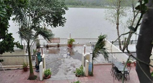 Kedia Resorts, Rezervovat Hotel Rišikéš Uttarakhand