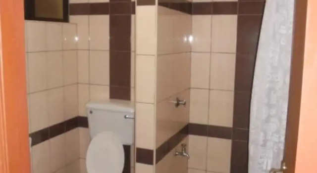Двухместный номер Superior с балконом Nairobi Transit Hotel