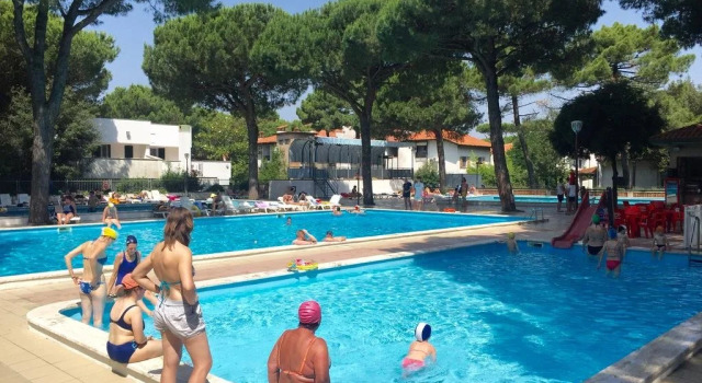 Albatross Mobile Homes on Camping Mare e Pineta, Reserva ahora Chalet de montaña Hoteles en Lidi di Comacchio con piscina, Piscina