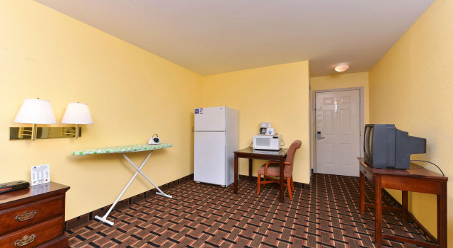 Двухместный люкс Americas Best Value Inn and Suites Albemarle