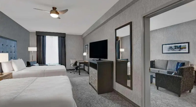 Четырёхместный люкс Accessible Homewood Suites by Hilton Edison Woodbridge