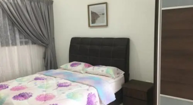 Rusnoor Homestay at Mirage By The Lake