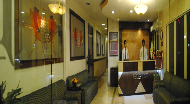 Hotel Doon Castle, Rezervovat Hotel Déhrádún Uttarakhand