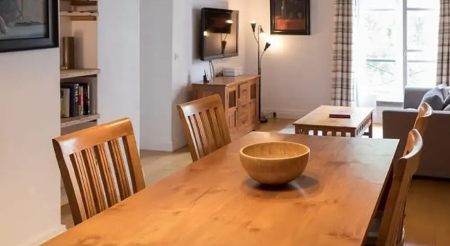 Апартаменты Marais Tradition 1bedroom in the Heart of Marais
