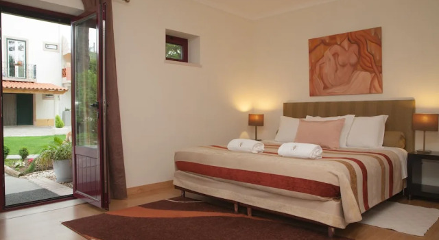 Vila dos Castanheiros, Book Pension Ferreira do Zezere 
