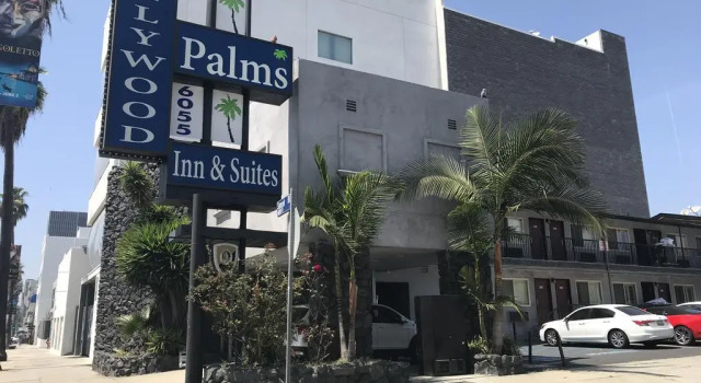 Hollywood Palms Inn and Suites