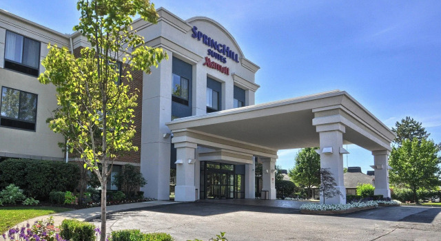 SpringHill Suites Detroit Southfield, Varaa Hotelli Southfield 