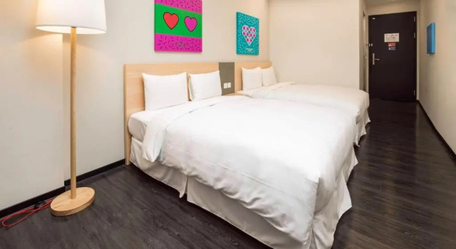 Семейный номер Standard Green World Hotel - Zhonghua