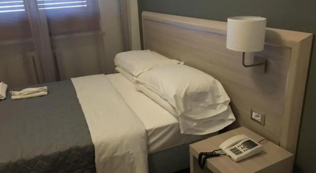 Standard Doppel Zimmer Twelve Hotel