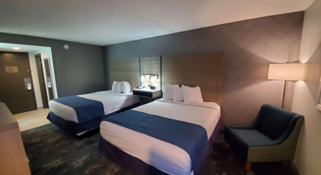 Четырёхместный номер Standard Best Western Historic Frederick