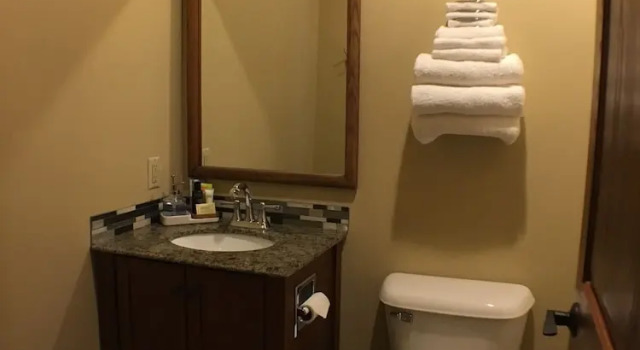 Номер Economy Hanging Horn Lakeside Resort
