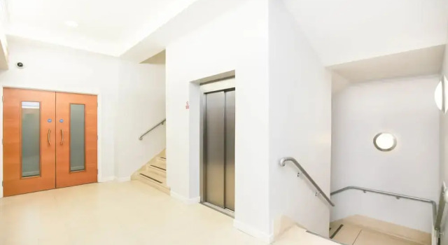 Fabulous 1 Bedroom City Centre Apartment, Varaa Huoneisto Asunnot kohteessa Merseyside, Huoneisto