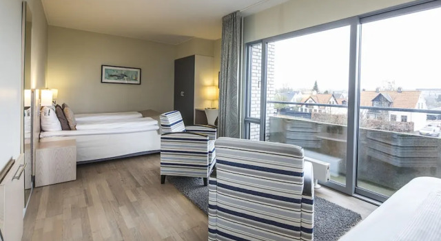 Четырёхместный номер Comfort Hotel Marina