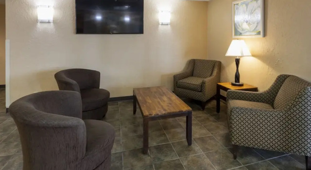 Guesthouse Inn Rochester, Varaa Hotelli Hotellit Minnesota pysäköinnillä, Pysäköinti