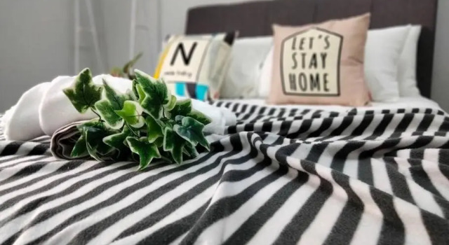 Коттедж Homey 9pax 3BR MRT Cheras Tmn Suntex I HomeBrickz
