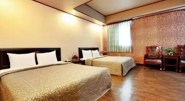 Четырёхместный номер Standard Hotel Lee-Chan