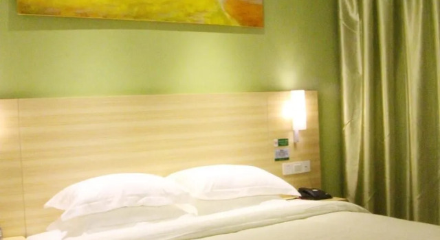 Nanning Qingpingguo Hotel, Rezerwuj Hotel Hotele w Nanning z parkingiem, Parking
