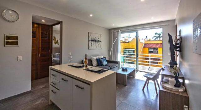 CHIC 2 Bdr GALLERY CONDOS near 5th avenue & BEACH, Prenota Hotel Hotel a Quintana Roo con piscina, Piscina