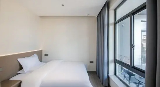 Люкс Deluxe Hostels are also available in Meizhou Island