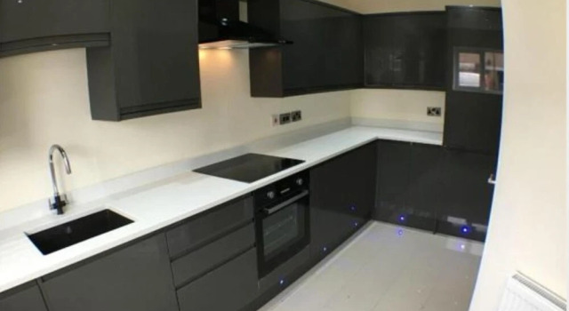 Modern 4 bed townhouse in Birmingham City Centre, Забронировать Отель Отели Англии 3 звезды, 3*