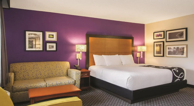 La Quinta Inn & Suites Brunswick, Boek Hotel SPA-hotels in Brunswick, SPA