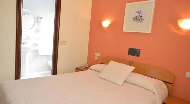 Hotel Xunqueira, Book Hotel Outeiro 