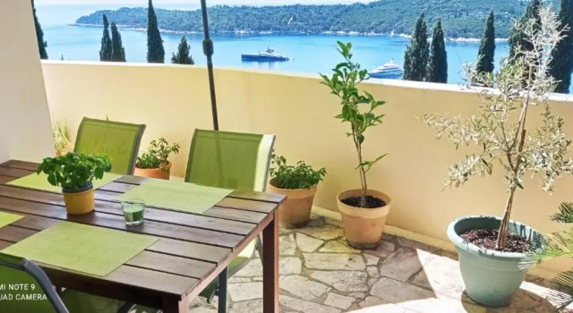 Apartment Matea Zlatni Potok, Забронировать Апартаменты/квартира Отели Дубровника с парковкой, рядом с Пляж Банье, Парковка