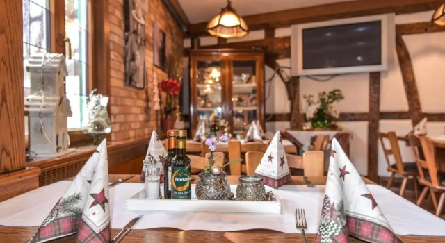 Hotel Ristorante Rostica, Забронировать Отель Бад-Урах Swabian Alps