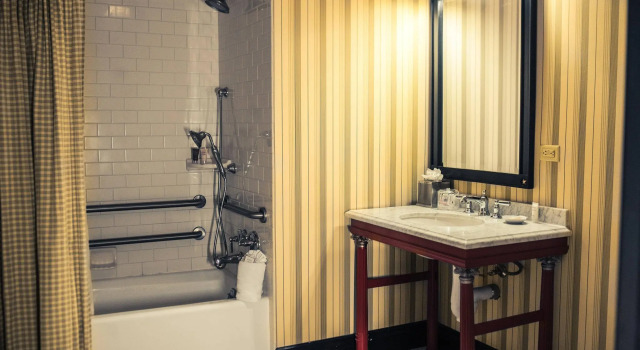 Номер Deluxe The Citizen Hotel, Autograph Collection