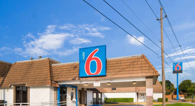 Motel 6 Duncanville, TX - Dallas