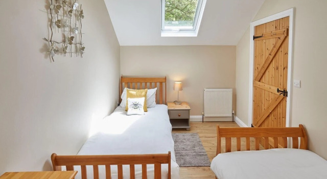 Host Stay Holly Brook Barn, Забронировать Отель Отели Уилберфосс 3 звезды, 3*