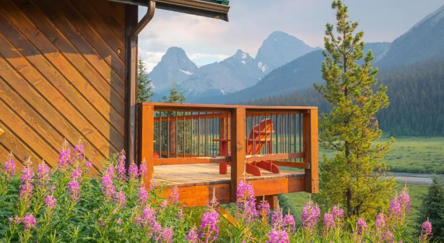 Двухместный номер Standard с балконом Mount Engadine Lodge