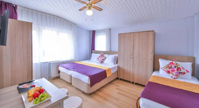 Standardowy trzyosobowy pokój i balkonem Palmada Hotel
