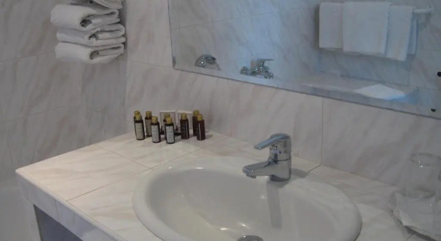 Standardowy jednoosobowy pokój Hotel Opera