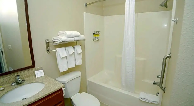 Номер Standard Candlewood Suites Boise - Towne Square by IHG