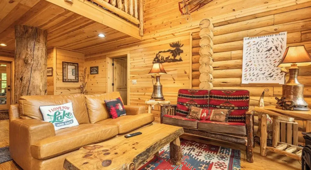 Big Log Lodge, Buchen Sie Ferienhaus Hotels in Maryland mit Parkplatz, Parkplätze