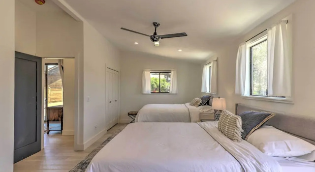 Stunning Wine Country Gem With Hot Tub + Patio!, Book Vacation Home Glen Ellen Wine Country - Northern California