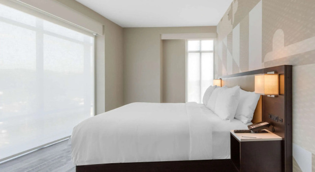 Cambria Hotel College Park