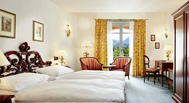 Hotel Erika, Book Hotel Hoteller i Kitzbuhel med pool, Swimmingpool