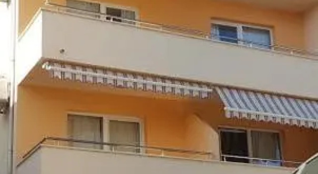 Apartment Marta, Забронировать Апартаменты/квартира Отели Подгора с парковкой, Парковка