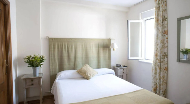 Hotel Alcántara