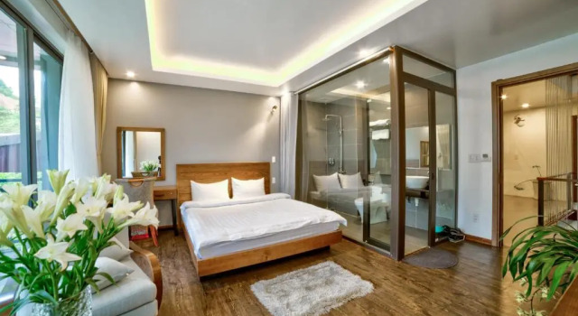 Двухместный номер Deluxe с балконом Lustig Hostel