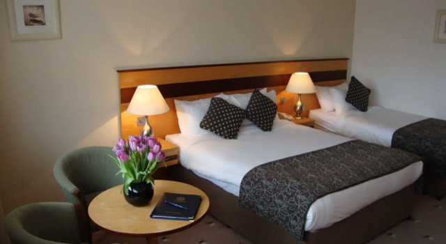 Ard Ri House Hotel, Prenota Hotel Hotel a Connacht con parcheggio, Parcheggio